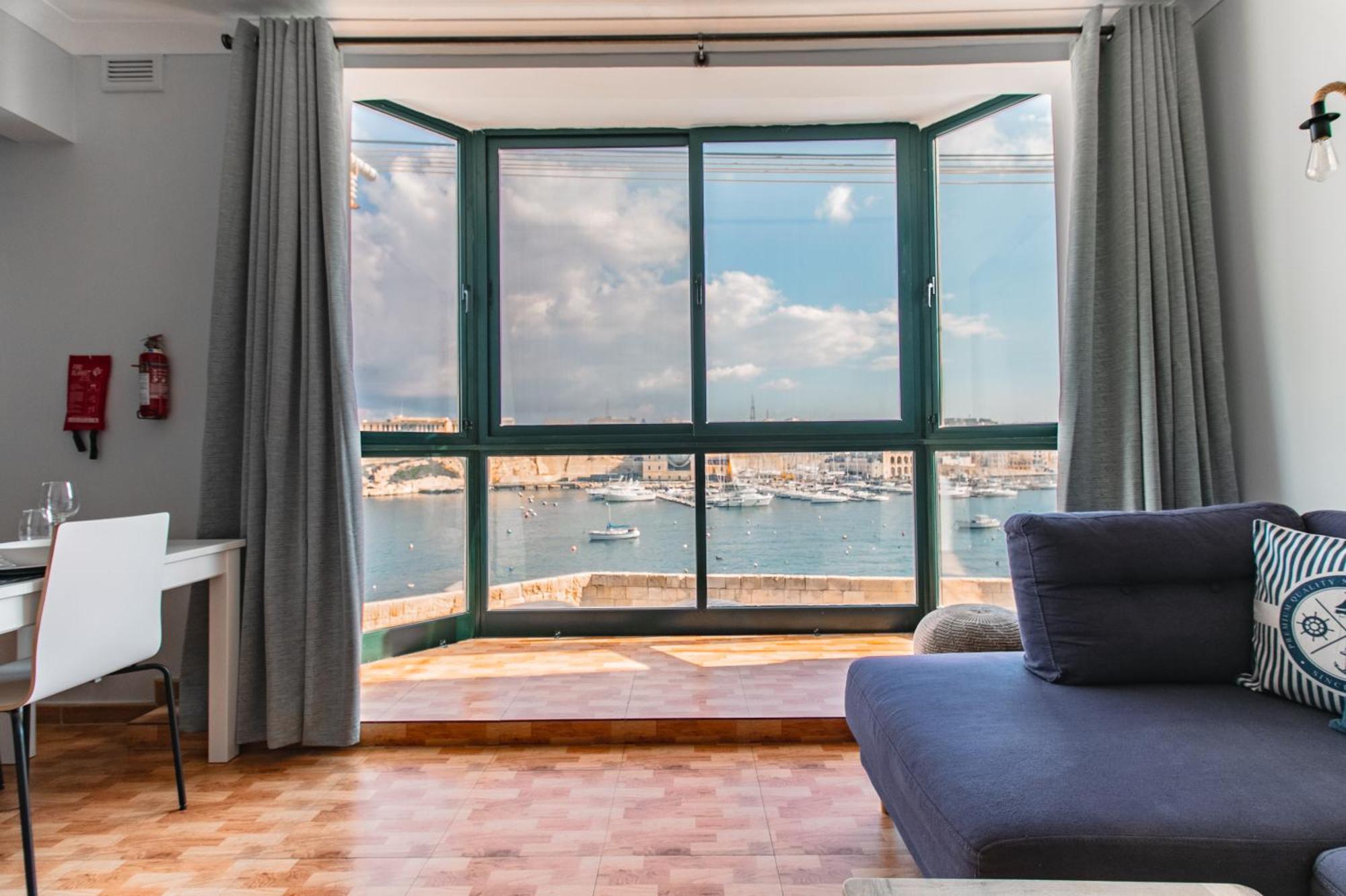 Апартаменты Grand Harbour View Биргу Экстерьер фото